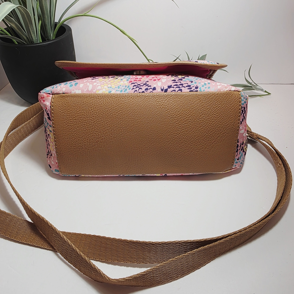 Lily Bloom Eco-Friendly Crossbody Shoulder Bag - Picture 5 of 16